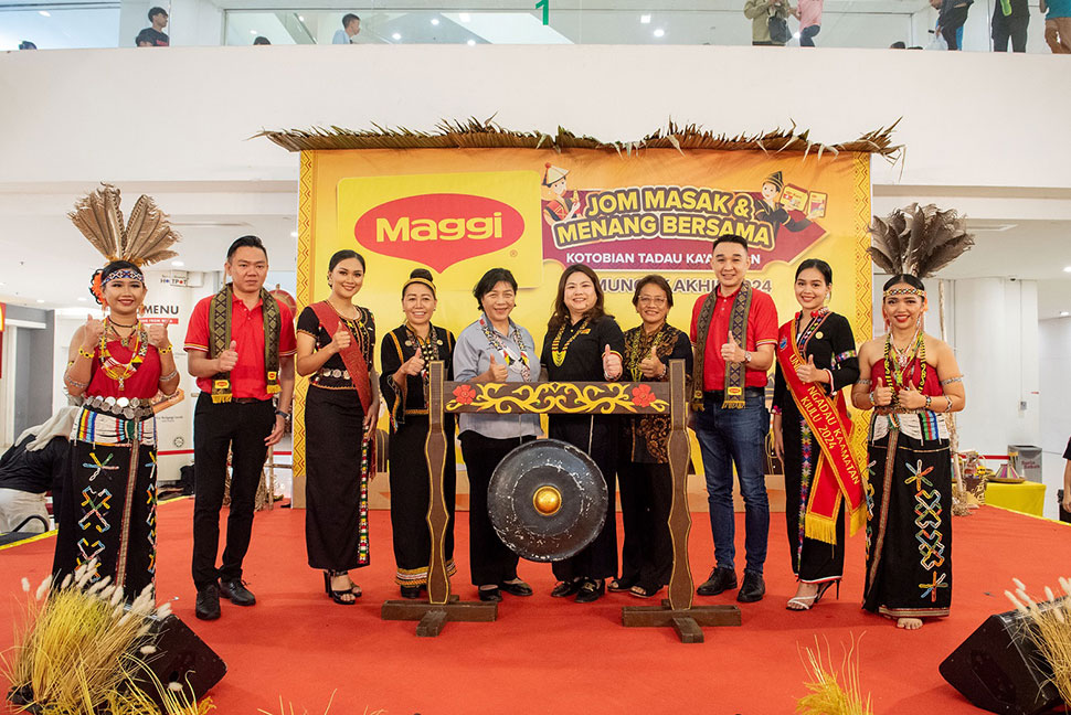 officiating the MAGGI® Jom Masak & Menang Bersama finale