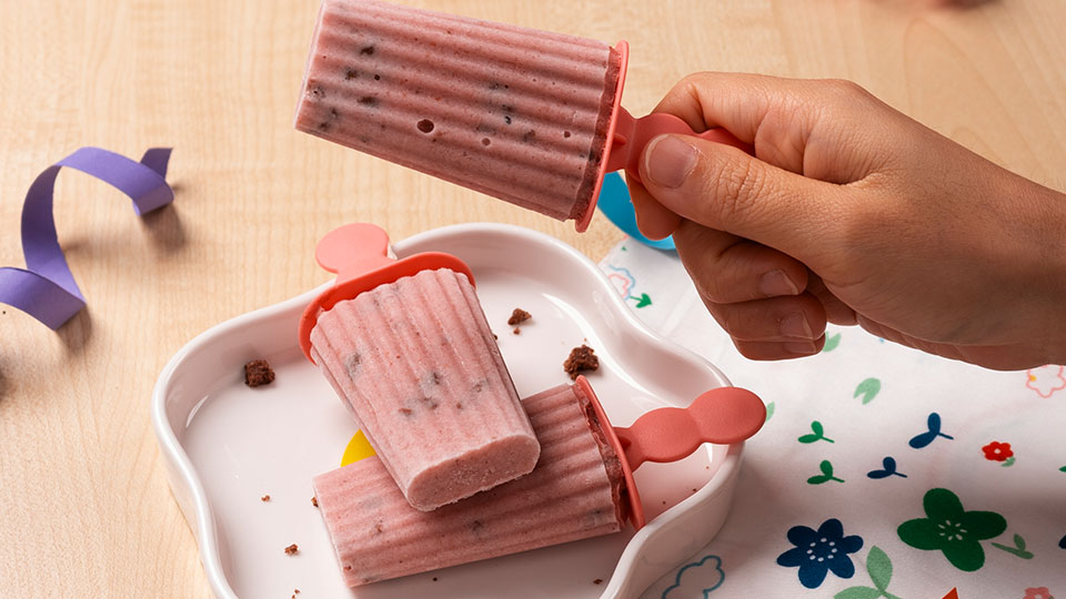 Nestlé Koko Krunch, Strawberry & Banana Popsicle