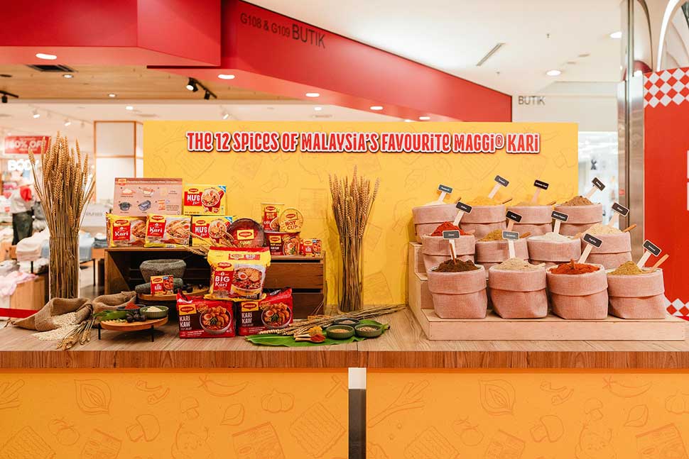 Malaysia’s favourite MAGGI® Kari is made with a unique blend of 12 signature spices