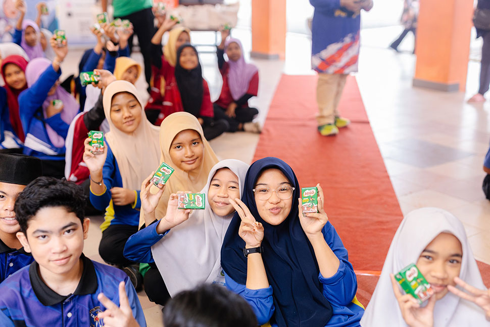 Students from SK Panggong in Pasir Puteh, Kelantan, among the first to benefit from Nestlé Malaysia's annual Nationwide