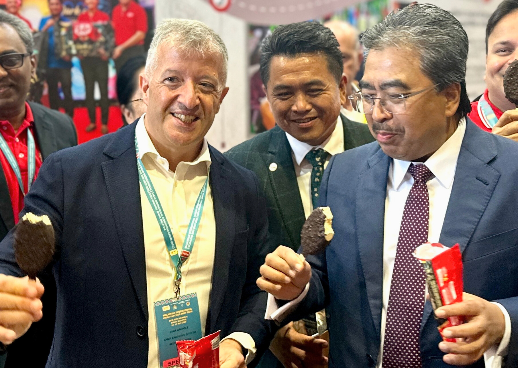 Indulge in the new KitKat Dark Borneo Ice Cream at Nestlé’s booth during MICF 2025.