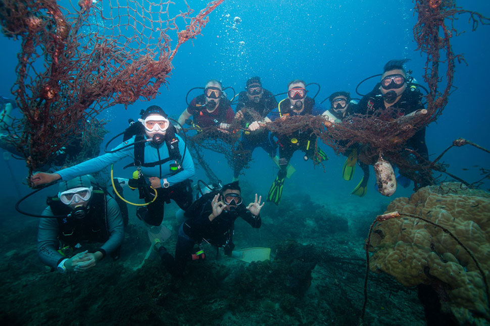 Juan Aranols, Chief Executive Officer of Nestlé Malaysia, UMT with the support of APMM successfully remove ghost nets from the ocean floor to help restore marine habitats