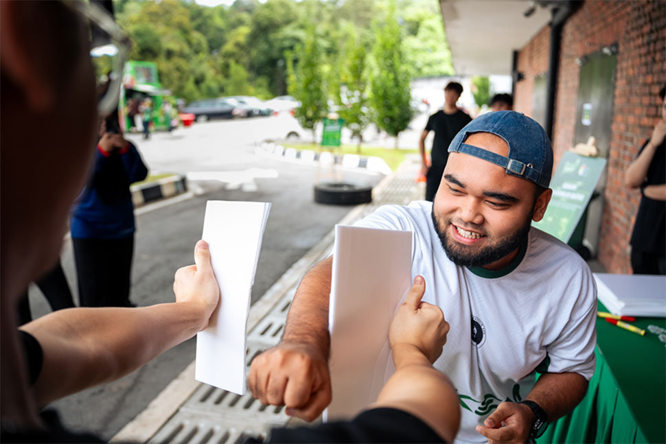 Student confronted his fears by punching through foam boards marked with words of self-doubt