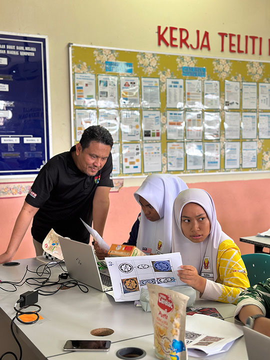 Nestlé Malaysia and UPM bring Halal STEM learning to schools.