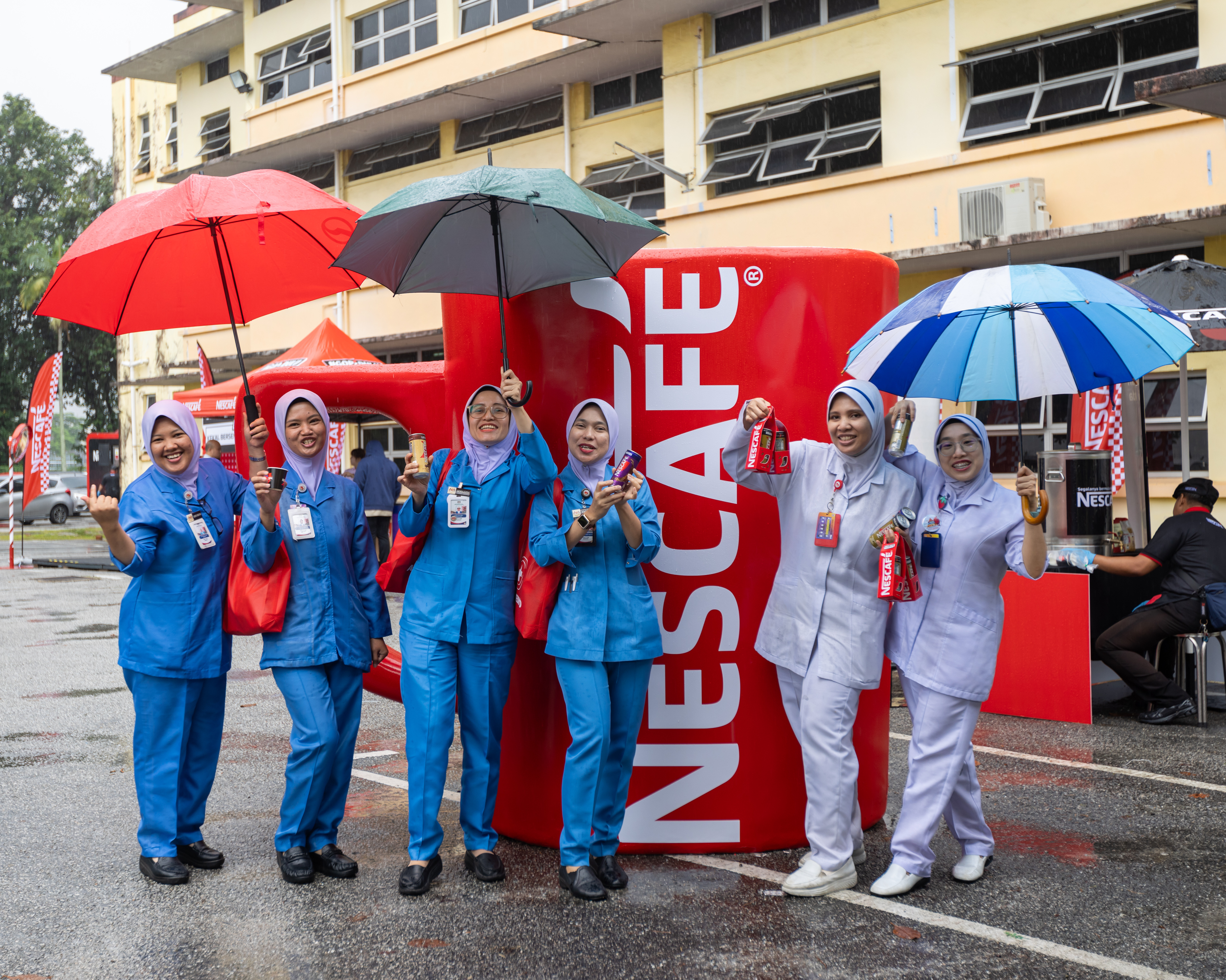 Frontliners braved the rain to recharge with NESCAFÉ.