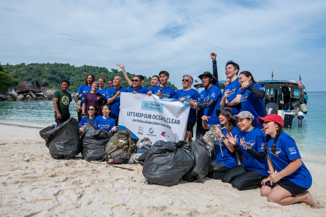 Nestlé Malaysia Strengthens Commitment to Coastal Conservation Through Beach Clean-Ups and Underwater Conservation