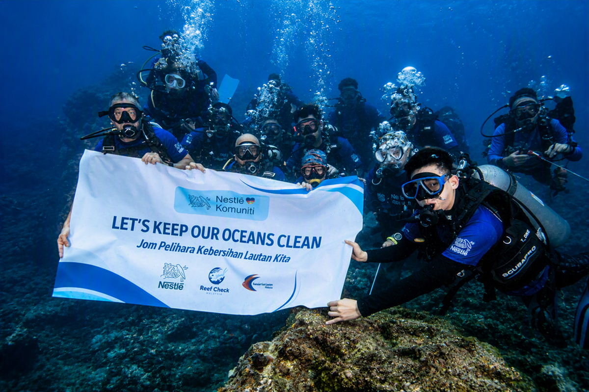 Nestlé Malaysia Strengthens Commitment to Coastal Conservation Through Beach Clean-Ups and Underwater Conservation
