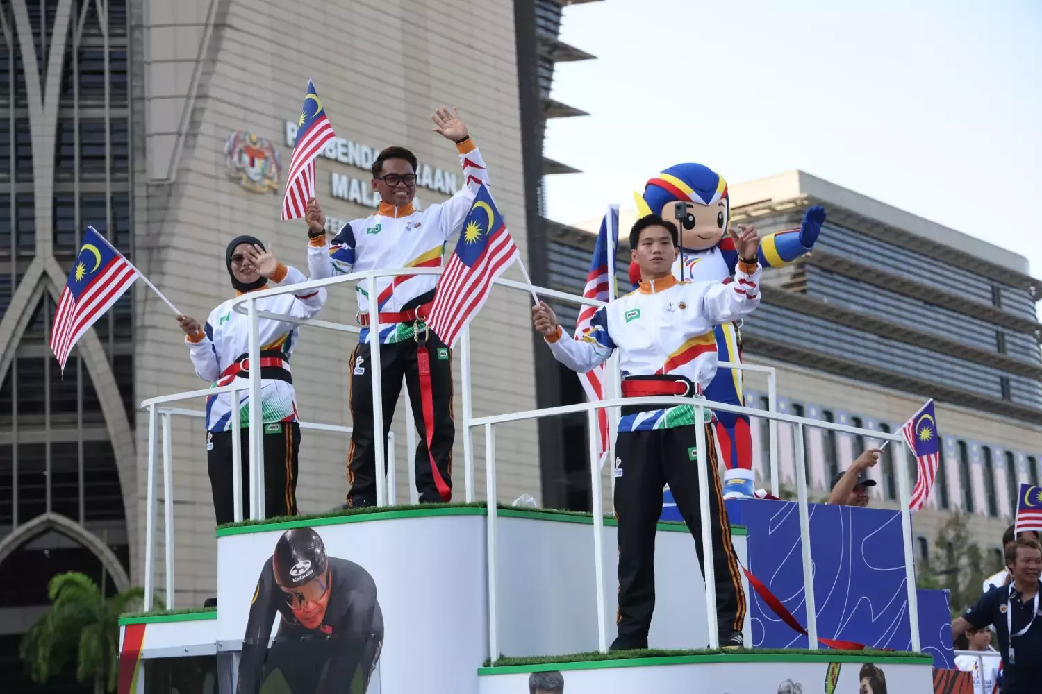 Ministry of Youth and Sports’ float, sharing a moment of national pride with Malaysians during the National Day Parade